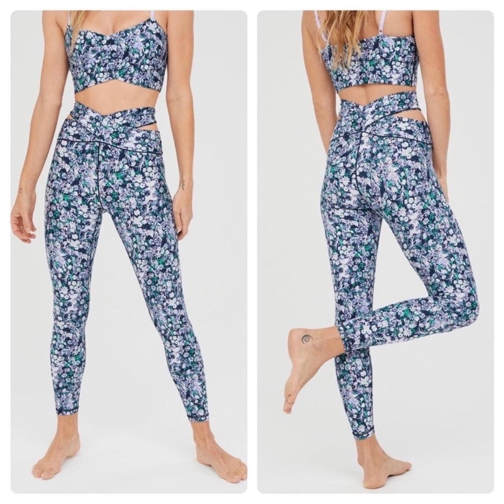 Offline by AERIE Floral Workout Set